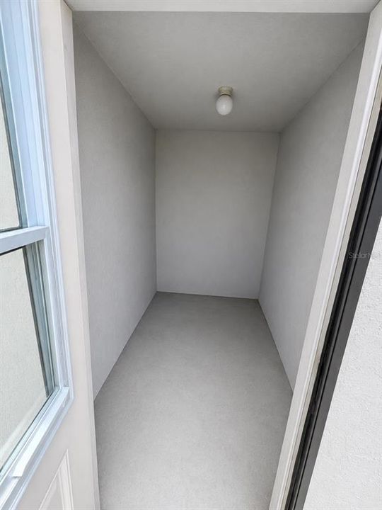 For Rent: $1,799 (3 beds, 2 baths, 1854 Square Feet)