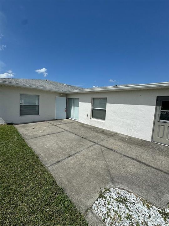 For Rent: $1,799 (3 beds, 2 baths, 1854 Square Feet)