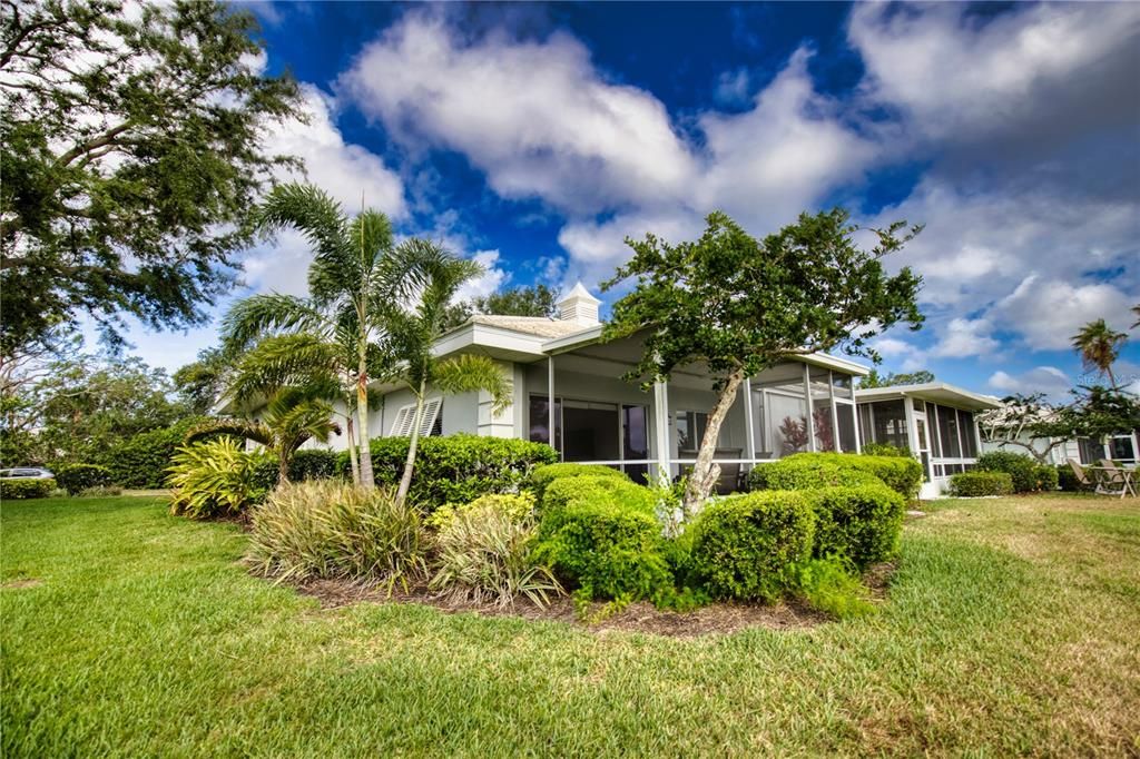 For Rent: $4,800 (2 beds, 2 baths, 1175 Square Feet)