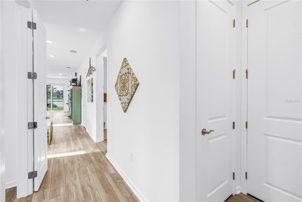 En Venta: $415,000 (2 camas, 2 baños, 1419 Pies cuadrados)