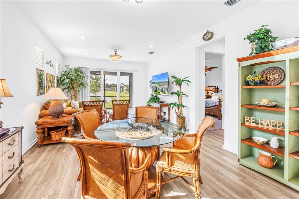 En Venta: $415,000 (2 camas, 2 baños, 1419 Pies cuadrados)