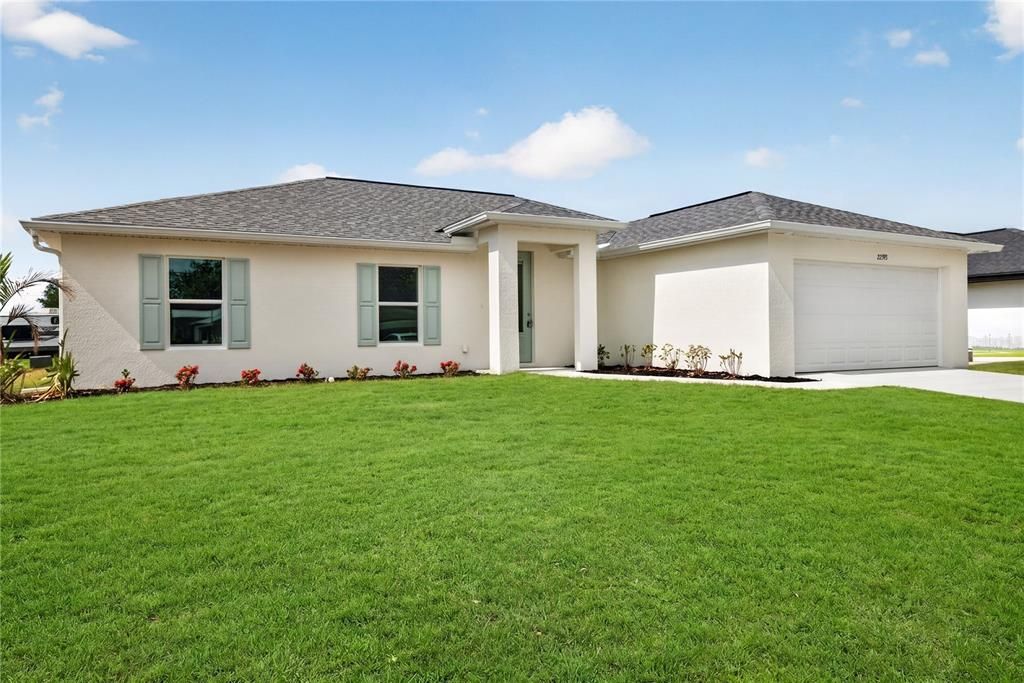 For Sale: $339,900 (4 beds, 3 baths, 1818 Square Feet)
