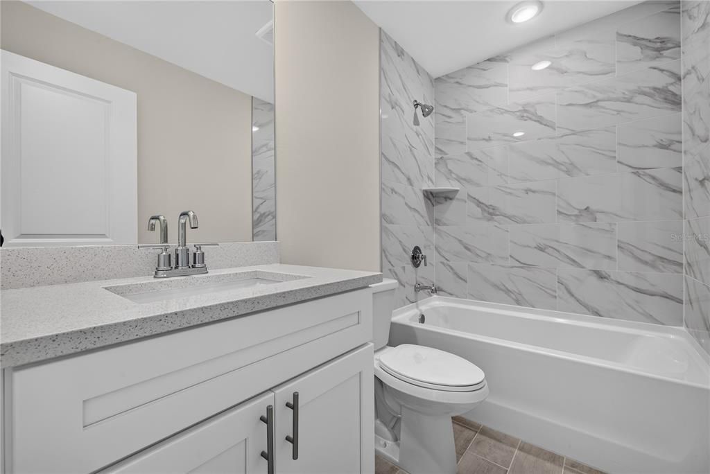 For Sale: $339,900 (4 beds, 3 baths, 1818 Square Feet)
