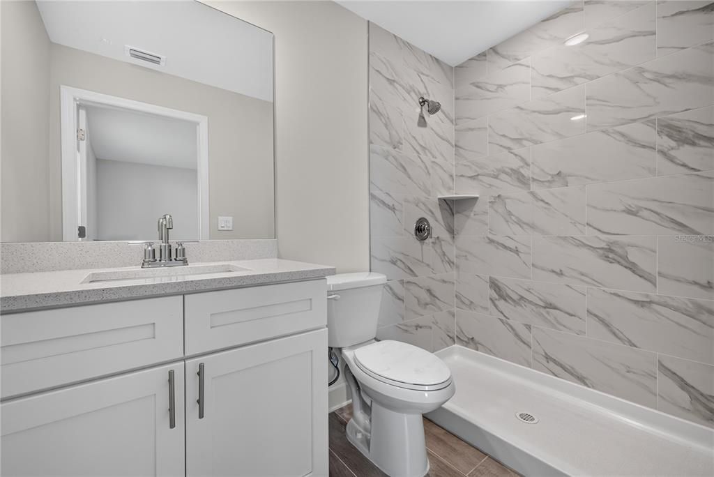 For Sale: $339,900 (4 beds, 3 baths, 1818 Square Feet)