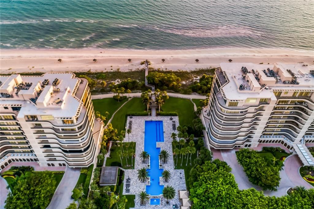 For Sale: $12,995,000 (4 beds, 3 baths, 4912 Square Feet)