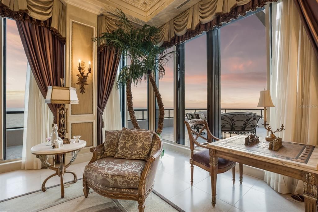 For Sale: $12,995,000 (4 beds, 3 baths, 4912 Square Feet)