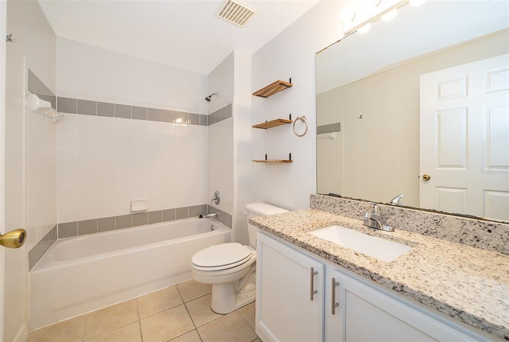 For Rent: $2,150 (3 beds, 2 baths, 1260 Square Feet)