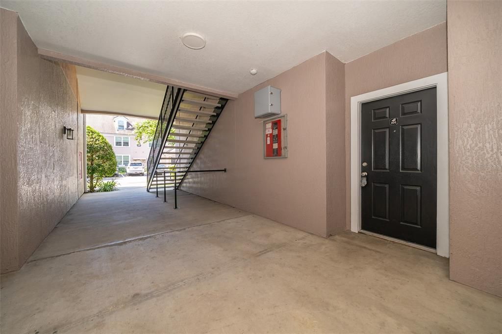 For Rent: $2,150 (3 beds, 2 baths, 1260 Square Feet)