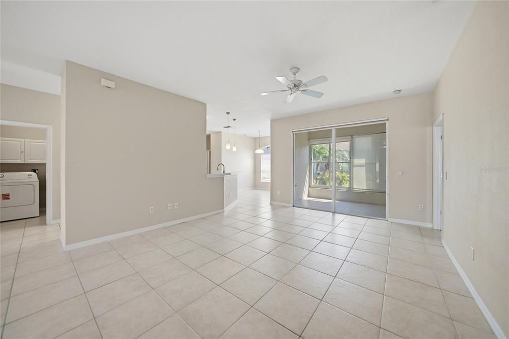 For Sale: $279,000 (3 beds, 2 baths, 1586 Square Feet)
