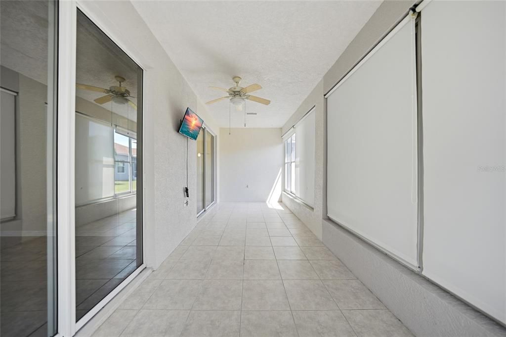 For Sale: $279,000 (3 beds, 2 baths, 1586 Square Feet)