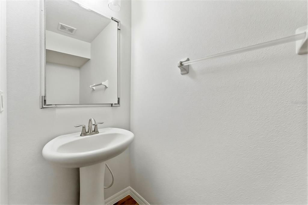 For Sale: $369,000 (3 beds, 2 baths, 1480 Square Feet)