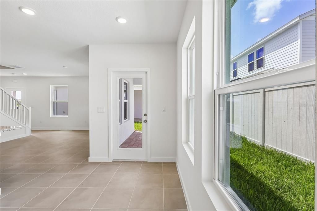 En Venta: $329,990 (3 camas, 2 baños, 1469 Pies cuadrados)
