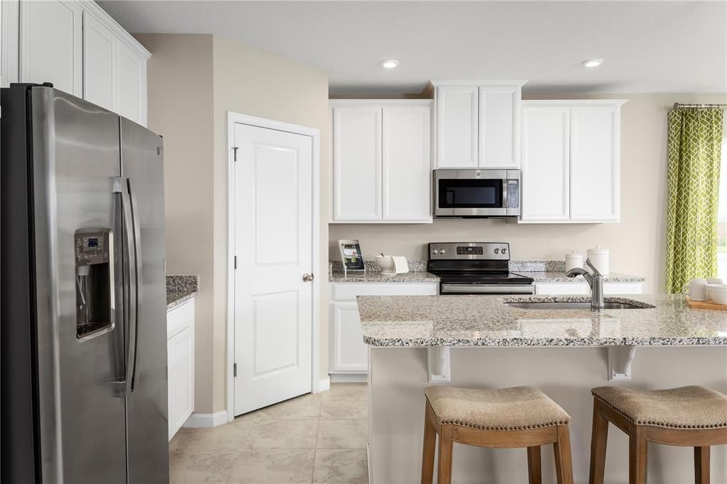 For Sale: $394,458 (3 beds, 2 baths, 1815 Square Feet)