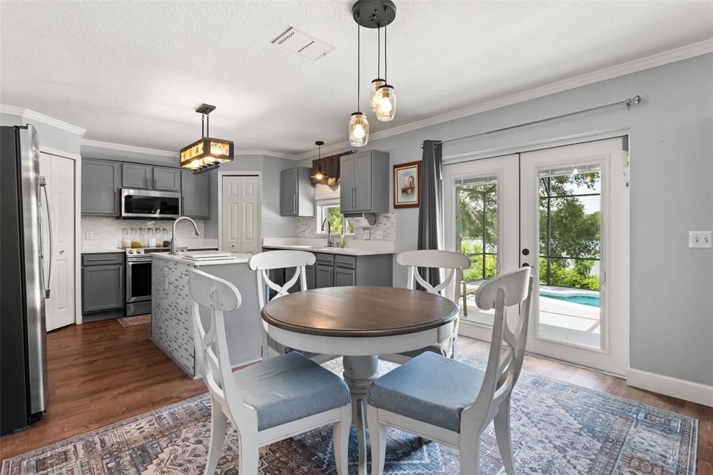 For Sale: $569,900 (4 beds, 2 baths, 2937 Square Feet)