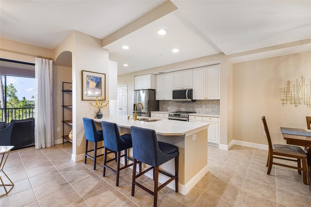 For Sale: $375,000 (2 beds, 2 baths, 1788 Square Feet)