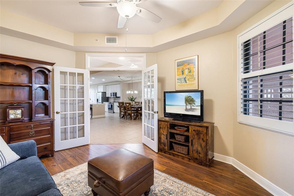For Sale: $375,000 (2 beds, 2 baths, 1788 Square Feet)