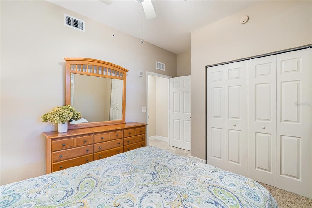 For Sale: $375,000 (2 beds, 2 baths, 1788 Square Feet)