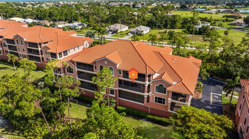 For Sale: $375,000 (2 beds, 2 baths, 1788 Square Feet)