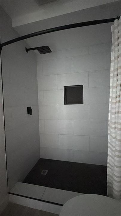 For Rent: $1,500 (1 beds, 1 baths, 465 Square Feet)