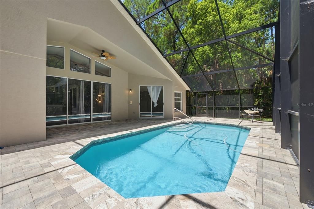 For Sale: $559,900 (4 beds, 3 baths, 2561 Square Feet)