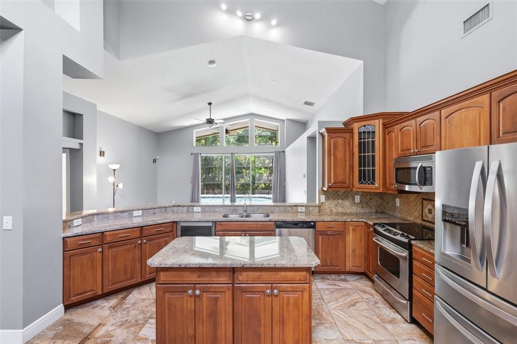For Sale: $559,900 (4 beds, 3 baths, 2561 Square Feet)
