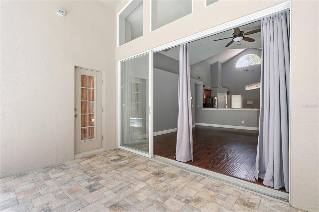 For Sale: $559,900 (4 beds, 3 baths, 2561 Square Feet)