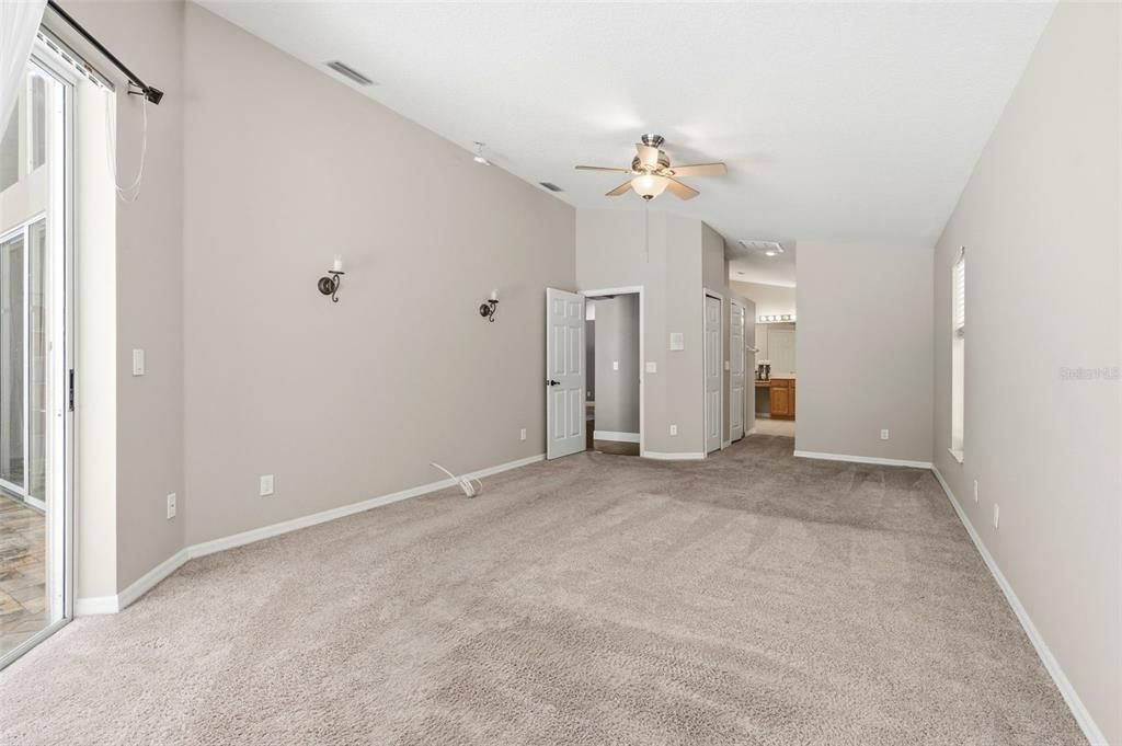 For Sale: $559,900 (4 beds, 3 baths, 2561 Square Feet)