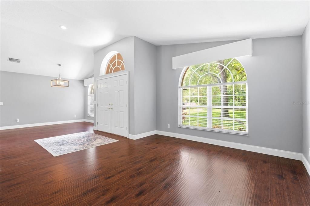 For Sale: $559,900 (4 beds, 3 baths, 2561 Square Feet)