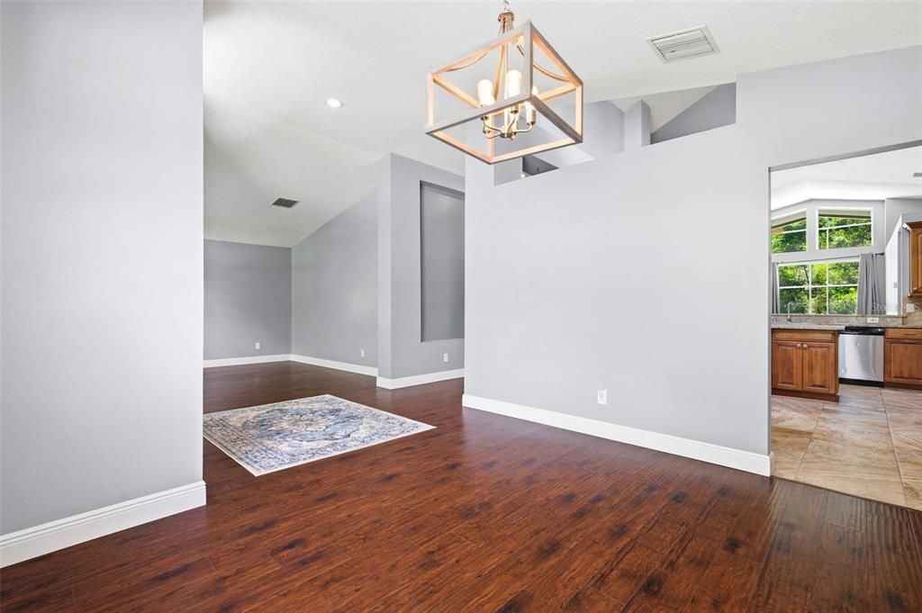 For Sale: $559,900 (4 beds, 3 baths, 2561 Square Feet)