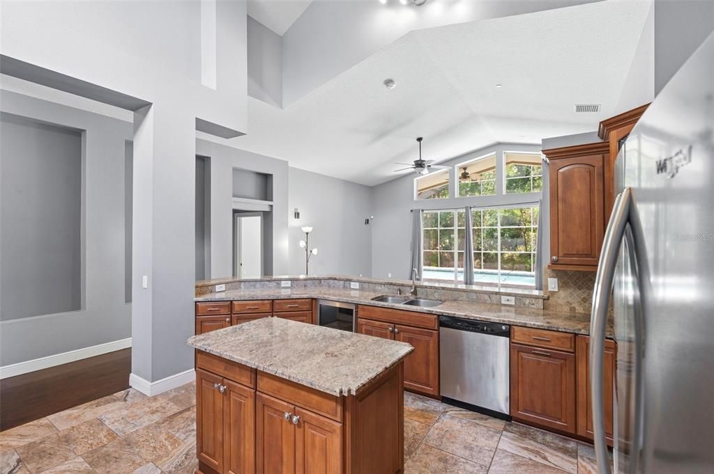 For Sale: $559,900 (4 beds, 3 baths, 2561 Square Feet)