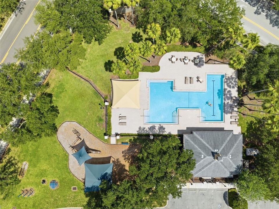For Sale: $559,900 (4 beds, 3 baths, 2561 Square Feet)