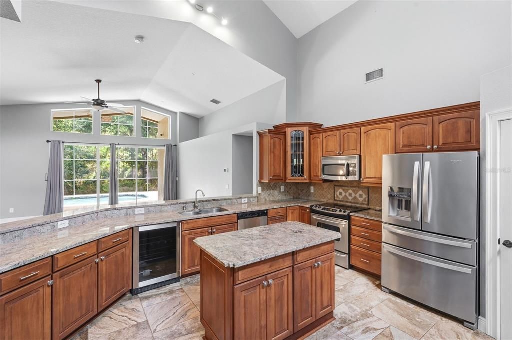 For Sale: $559,900 (4 beds, 3 baths, 2561 Square Feet)