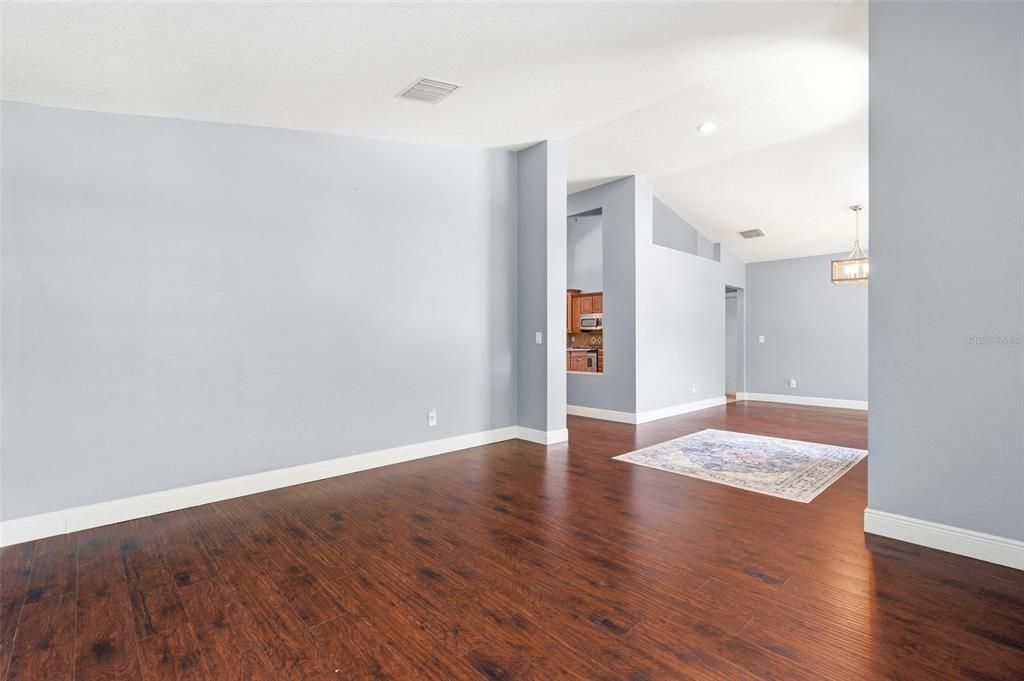 For Sale: $559,900 (4 beds, 3 baths, 2561 Square Feet)
