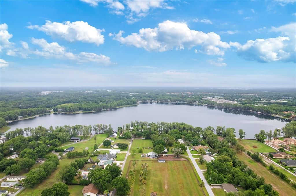 En Venta: $515,000 (4 camas, 2 baños, 1963 Pies cuadrados)