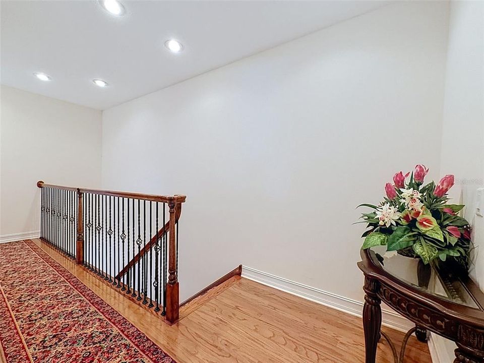 En Venta: $548,000 (3 camas, 2 baños, 2538 Pies cuadrados)