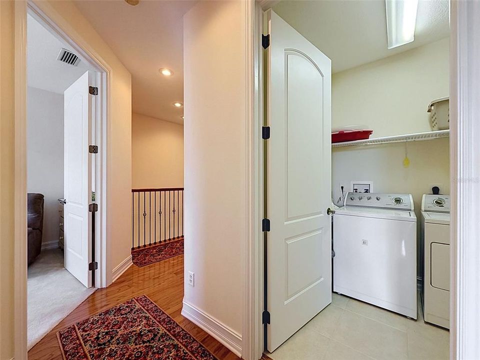 En Venta: $548,000 (3 camas, 2 baños, 2538 Pies cuadrados)