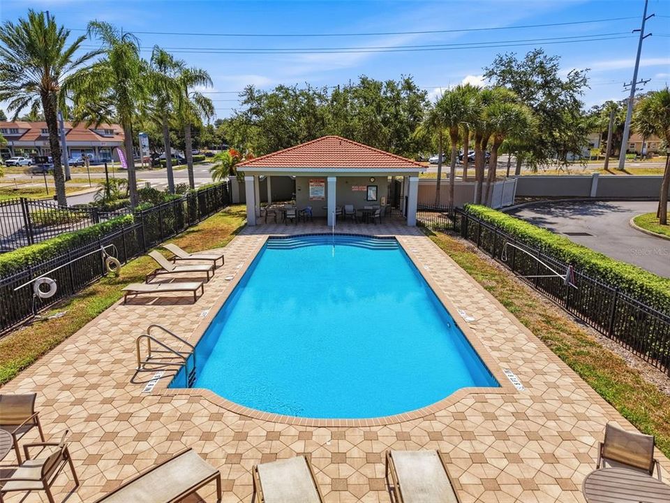 En Venta: $548,000 (3 camas, 2 baños, 2538 Pies cuadrados)