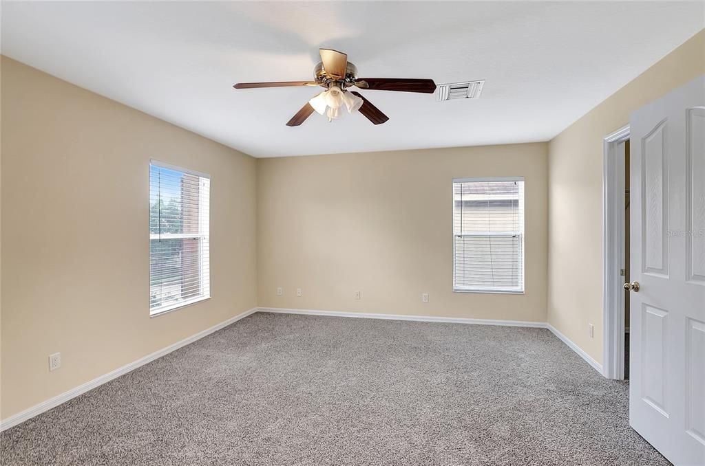В аренду: $2,495 (4 спален, 2 ванн, 2746 Квадратных фут)