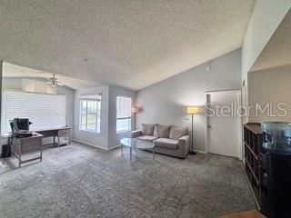 For Rent: $1,750 (2 beds, 2 baths, 1026 Square Feet)