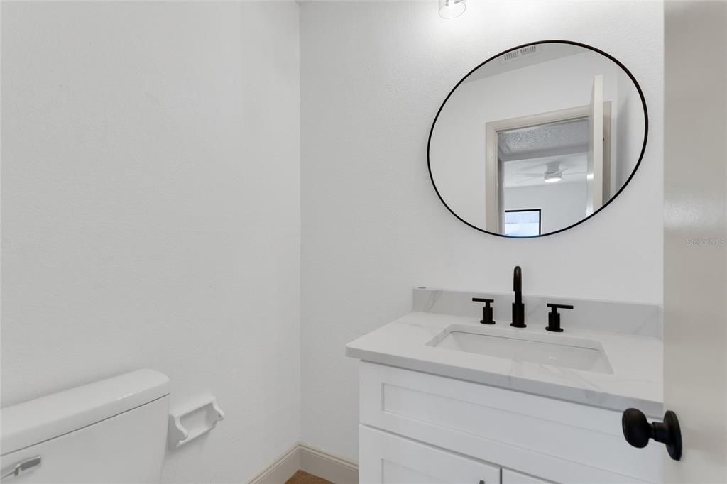 For Sale: $599,900 (3 beds, 2 baths, 2026 Square Feet)