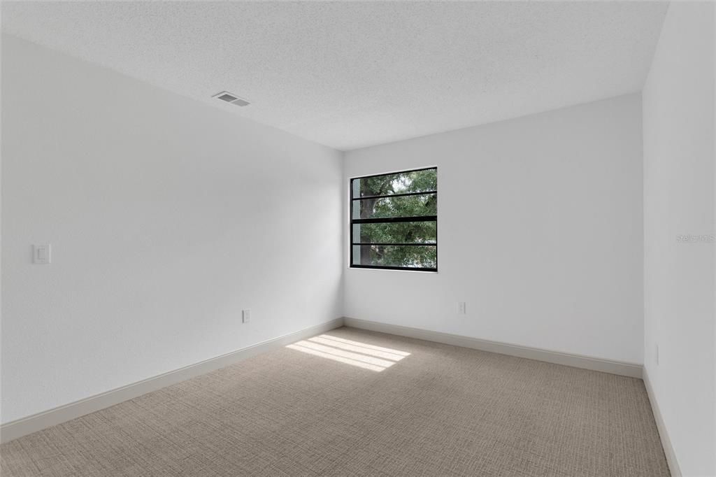 For Sale: $599,900 (3 beds, 2 baths, 2026 Square Feet)