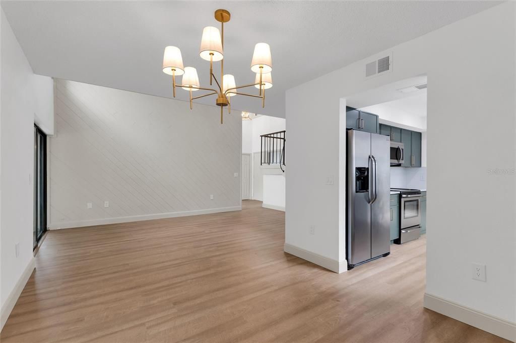 For Sale: $599,900 (3 beds, 2 baths, 2026 Square Feet)