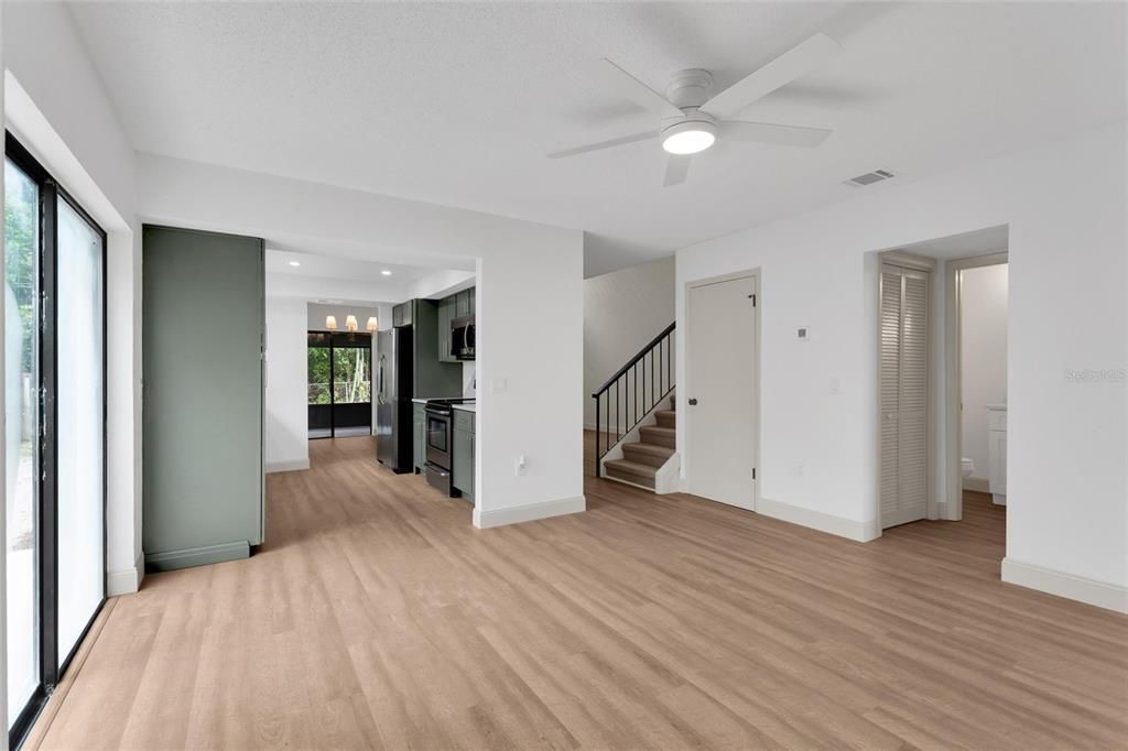 For Sale: $599,900 (3 beds, 2 baths, 2026 Square Feet)