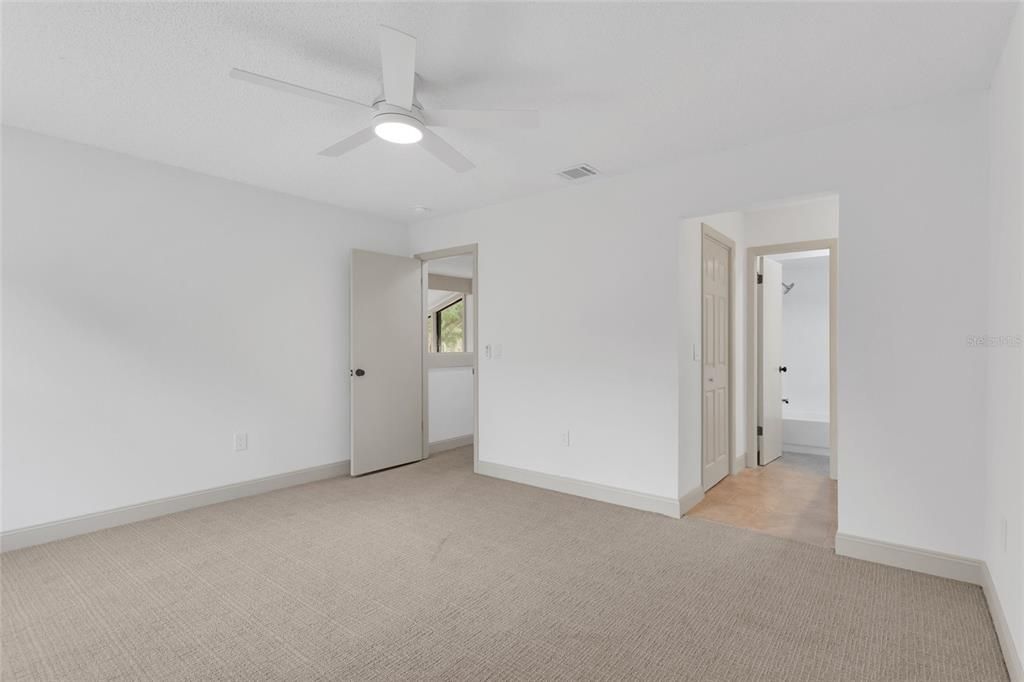 For Sale: $599,900 (3 beds, 2 baths, 2026 Square Feet)