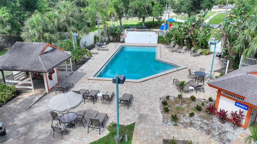 For Sale: $599,900 (3 beds, 2 baths, 2026 Square Feet)
