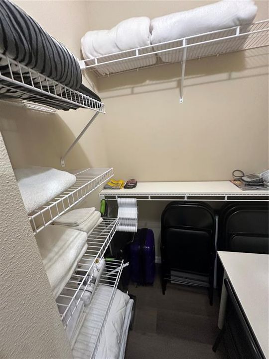 For Sale: $279,900 (2 beds, 2 baths, 1330 Square Feet)
