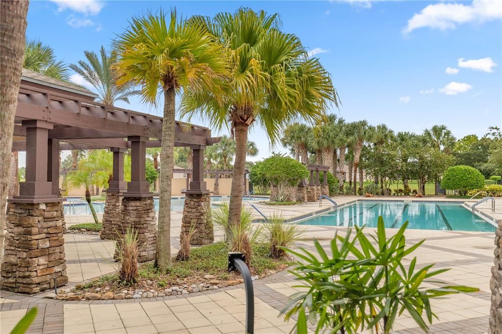 For Sale: $279,900 (2 beds, 2 baths, 1330 Square Feet)