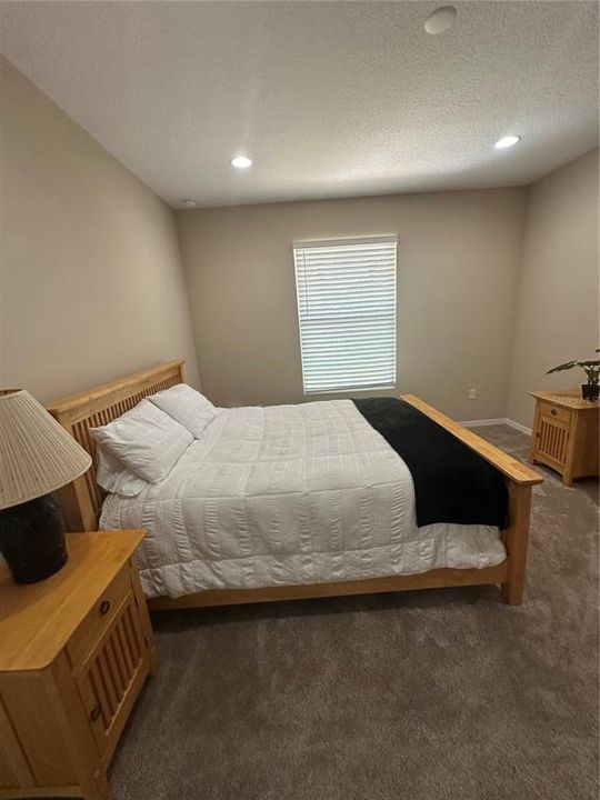 For Sale: $279,900 (2 beds, 2 baths, 1330 Square Feet)