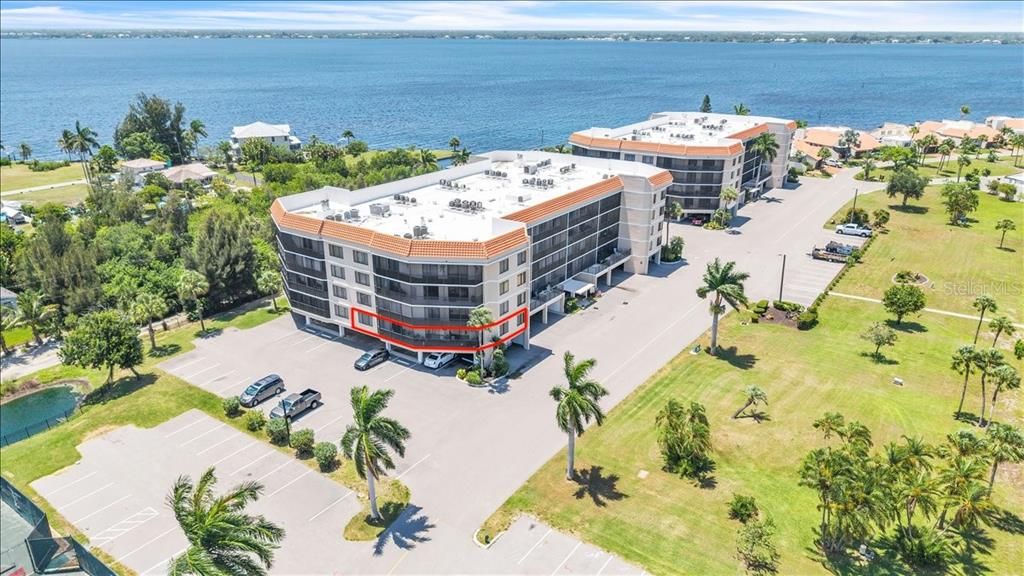 En Venta: $390,000 (3 camas, 2 baños, 1912 Pies cuadrados)