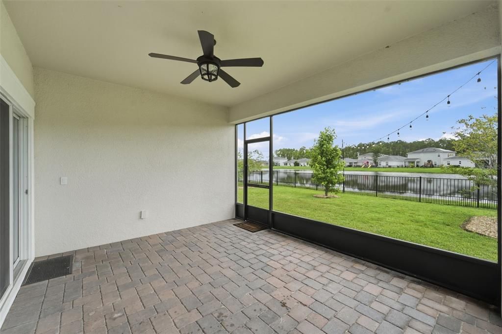 For Sale: $390,000 (4 beds, 2 baths, 1896 Square Feet)